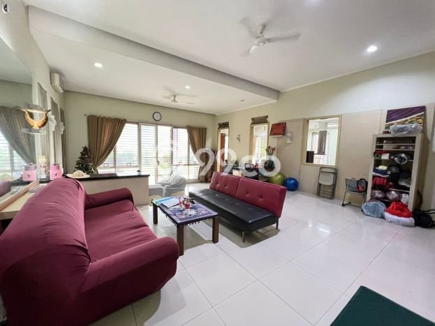 For Sale! Luxury House LT 2146m2 Desain Elegan di Sentul City For Sale! Luxury House LT 2146m2 Desain Elegan di Sentul City