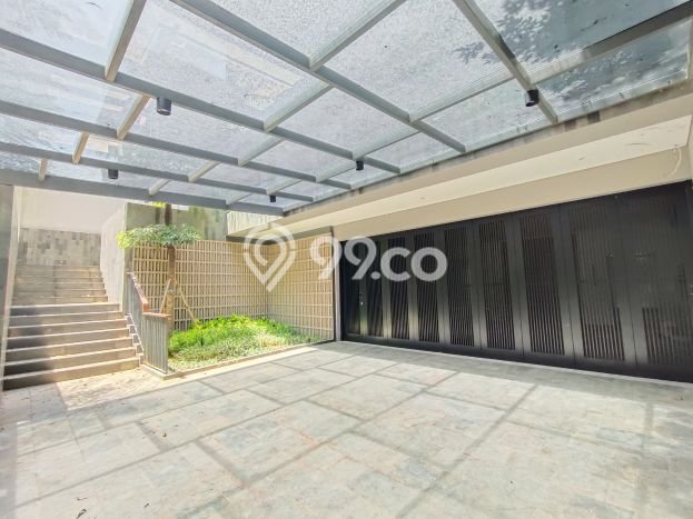 INVESTASI CERDAS! Rumah Exclusive Sentul City, Bogor, Luas Tanah 300m² Luas Bangunan 480m² INVESTASI CERDAS! Rumah Exclusive Sentul City, Bogor, Luas Tanah 300m² Luas Bangunan 480m²