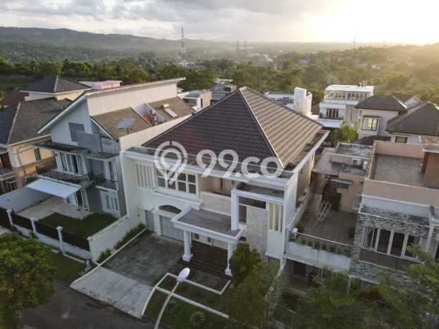 Rumah Elit LB 362m2 Siap Huni Desain Elegan di Sentul City, Bogor Rumah Elit LB 362m2 Siap Huni Desain Elegan di Sentul City, Bogor