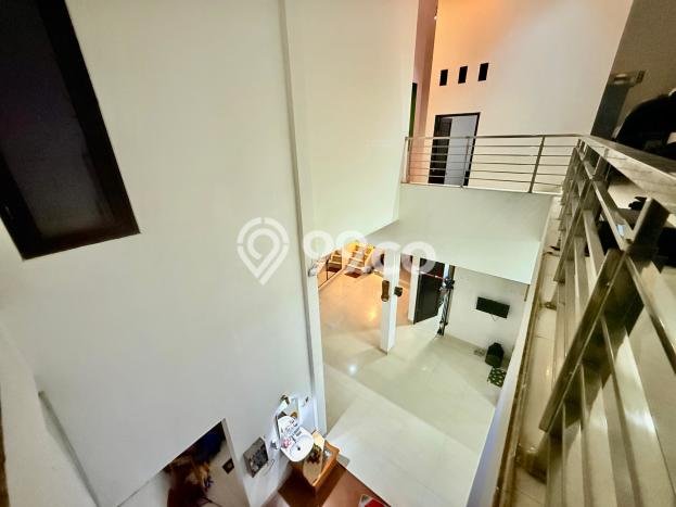 Dijual Rumah 6 Kamar Lokasi Ideal Nyaman dan Strategis di Cibinong Dijual Rumah 6 Kamar Lokasi Ideal Nyaman dan Strategis di Cibinong