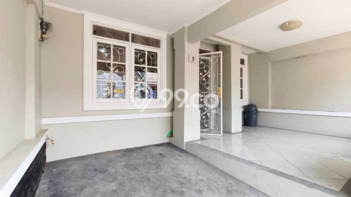 Rumah Luas Asri 2 KT Siap Huni di Sentul City Bogor Rumah Luas Asri 2 KT Siap Huni di Sentul City Bogor