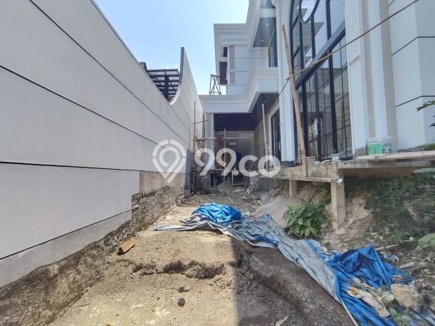 Rumah Minimalis di Sentul City, Bogor, Luas 518m² Bangunan 700m² Rumah Minimalis di Sentul City, Bogor, Luas 518m² Bangunan 700m²