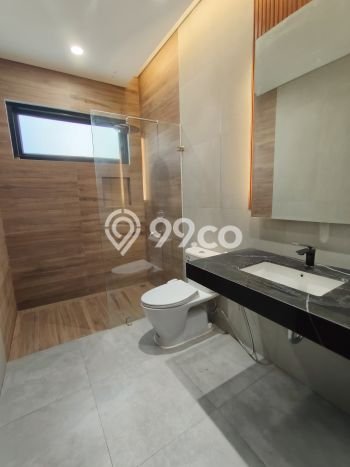 INVESTASI CERDAS! Rumah Exclusive Sentul City, Bogor, Luas Tanah 300m² Luas Bangunan 480m² INVESTASI CERDAS! Rumah Exclusive Sentul City, Bogor, Luas Tanah 300m² Luas Bangunan 480m²