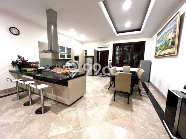 For Sale! Luxury House LT 4758m2 Desain Modern di Sentul City For Sale! Luxury House LT 4758m2 Desain Modern di Sentul City