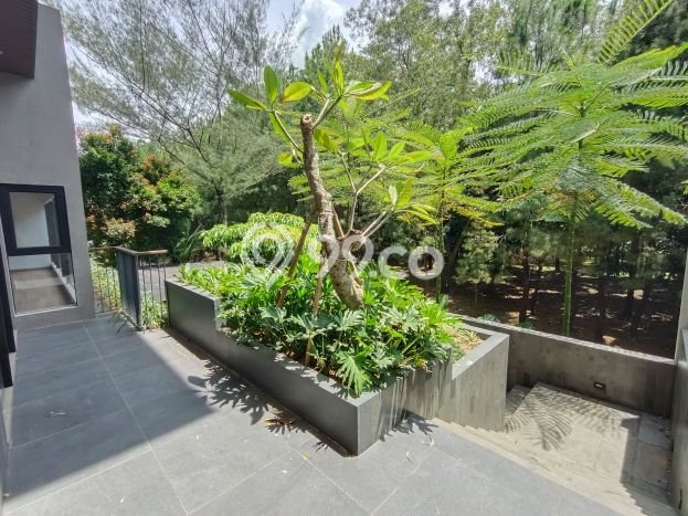 INVESTASI CERDAS! Rumah Exclusive Sentul City, Bogor, Luas Tanah 300m² Luas Bangunan 480m² INVESTASI CERDAS! Rumah Exclusive Sentul City, Bogor, Luas Tanah 300m² Luas Bangunan 480m²