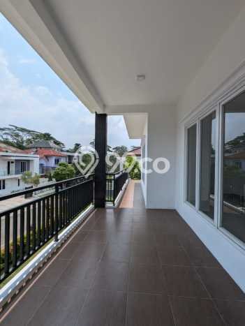 For Sale! Premium House LT 287m2 Desain Elegan di Sentul City For Sale! Premium House LT 287m2 Desain Elegan di Sentul City