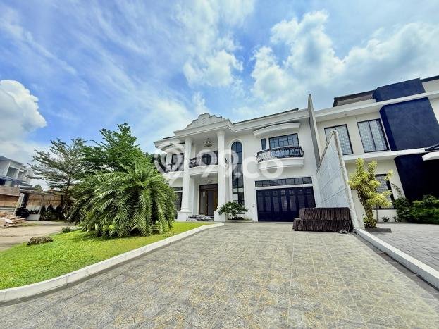 Ready to Use! Premium House LT 543m2 Desain Modern di Sentul City Ready to Use! Premium House LT 543m2 Desain Modern di Sentul City
