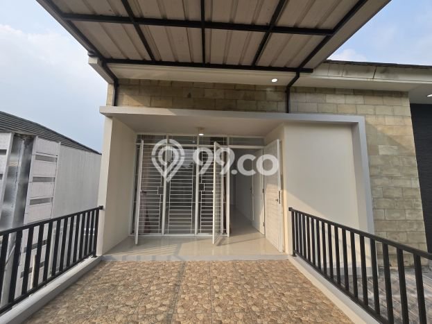SPECIAL PRICE! Rumah Strategis lokasi Sentul City, Luas 117m² LB 150m² SPECIAL PRICE! Rumah Strategis lokasi Sentul City, Luas 117m² LB 150m²