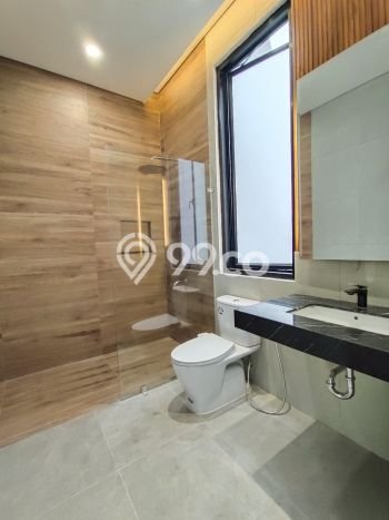 INVESTASI CERDAS! Rumah Exclusive Sentul City, Bogor, Luas Tanah 300m² Luas Bangunan 480m² INVESTASI CERDAS! Rumah Exclusive Sentul City, Bogor, Luas Tanah 300m² Luas Bangunan 480m²