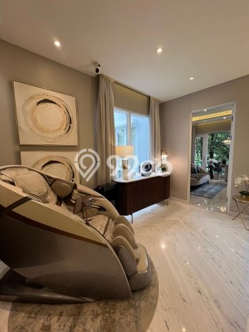 Dijual Rumah Mewah Megah Dengan View Cantik di Gading Serpong, Tangerang Dijual Rumah Mewah Megah Dengan View Cantik di Gading Serpong, Tangerang
