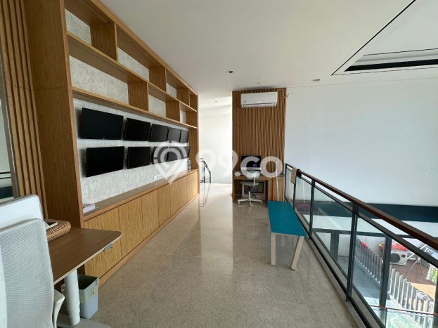 Rumah Elit Modern Tanpa Renovasi di BSD City Tangerang Rumah Elit Modern Tanpa Renovasi di BSD City Tangerang