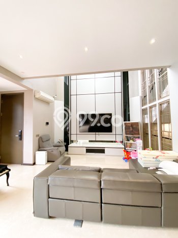 Rumah Luxury Modern Siap Huni di BSD City Tangerang Rumah Luxury Modern Siap Huni di BSD City Tangerang