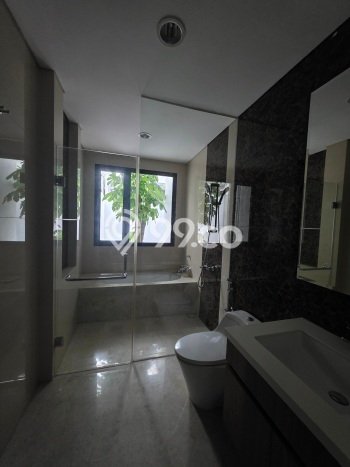 Siap Huni Rumah Mewah 4 Kamar di BSD Dekat ke Mana Saja Siap Huni Rumah Mewah 4 Kamar di BSD Dekat ke Mana Saja