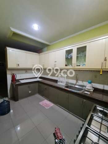 For Sale! Luxury House LT 240m2 Desain Elegan di Modernland For Sale! Luxury House LT 240m2 Desain Elegan di Modernland