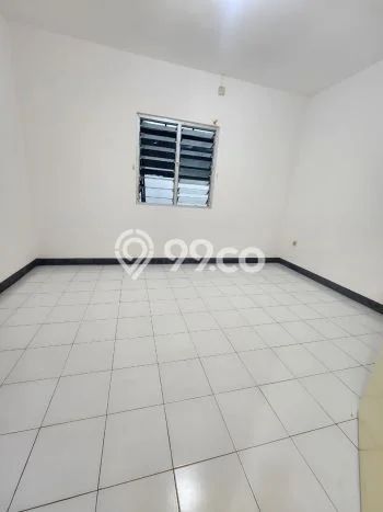 Dijual Rumah 2 Kamar Lokasi Ideal Bagus dan Strategis di Karang Tengah Dijual Rumah 2 Kamar Lokasi Ideal Bagus dan Strategis di Karang Tengah