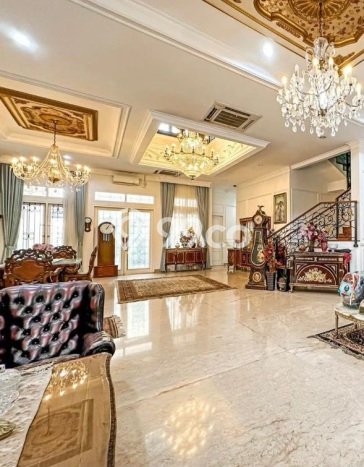 Rumah Eksklusif Siap Huni LT 574m2 di Kebayoran Baru, Jakarta Selatan Rumah Eksklusif Siap Huni LT 574m2 di Kebayoran Baru, Jakarta Selatan