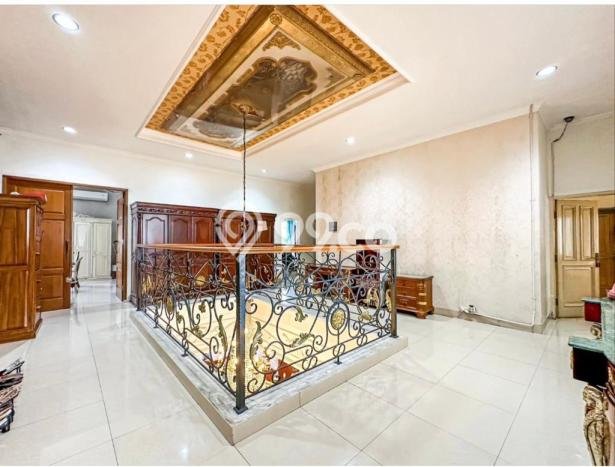 Rumah Eksklusif Siap Huni LT 574m2 di Kebayoran Baru, Jakarta Selatan Rumah Eksklusif Siap Huni LT 574m2 di Kebayoran Baru, Jakarta Selatan