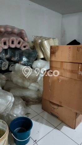 Ruko Dijual di Jakarta Barat LT 161m2 & LB 240m2 Lokasi Terbaik! Ruko Dijual di Jakarta Barat LT 161m2 & LB 240m2 Lokasi Terbaik!