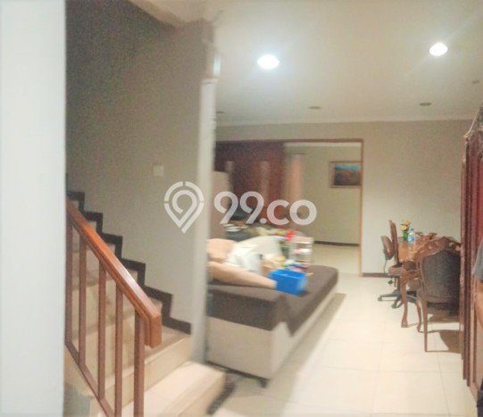 Rumah Elit Modern Tanpa Renovasi di Setiabudi Jakarta Selatan Rumah Elit Modern Tanpa Renovasi di Setiabudi Jakarta Selatan