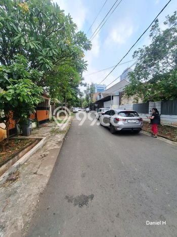 For Sale! Luxury House LT 192m2 Desain Modern di Supomo For Sale! Luxury House LT 192m2 Desain Modern di Supomo