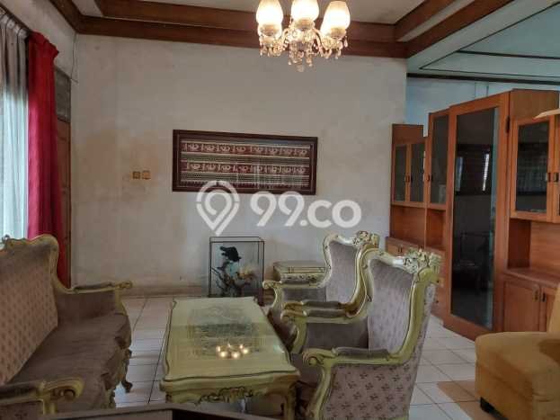 Rumah Elit Modern Tanpa Renovasi di Gudang Peluru Jakarta Selatan Rumah Elit Modern Tanpa Renovasi di Gudang Peluru Jakarta Selatan