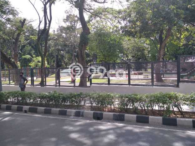 Dijual Rumah Premium dengan Fasilitas Sekitar Komplit di Tebet, Jakarta Selatan Dijual Rumah Premium dengan Fasilitas Sekitar Komplit di Tebet, Jakarta Selatan