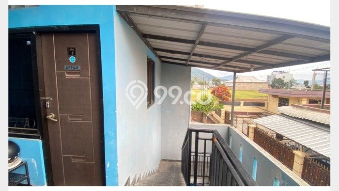 Unit Kost Dijual di Jatinangor dengan 12 Kamar Tidur & Luas Bangunan 300m2 Unit Kost Dijual di Jatinangor dengan 12 Kamar Tidur & Luas Bangunan 300m2