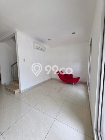 Disewakan! Rumah 3 Kamar Tidur &
3 Kamar Mandi di Golf Island, Jakarta Utara Disewakan! Rumah 3 Kamar Tidur &
3 Kamar Mandi di Golf Island, Jakarta Utara