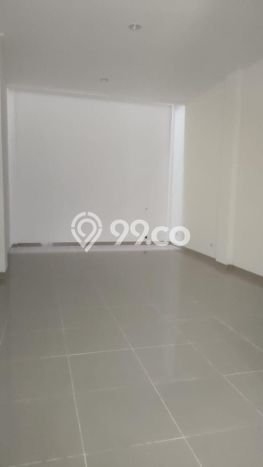 Unit Komersial Disewakan di Jakarta Utara Area Strategis Harga Kompetitif Unit Komersial Disewakan di Jakarta Utara Area Strategis Harga Kompetitif