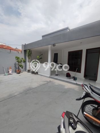 Rumah sewa siap pakai 5 KT di Cipete, Jakarta Selatan Rumah sewa siap pakai 5 KT di Cipete, Jakarta Selatan