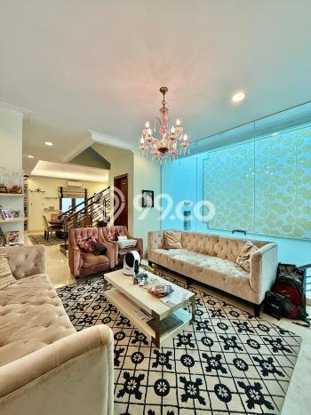 Jual Rumah Luas Elegan Dengan View Cantik di Lebak Bulus, Jakarta Selatan Jual Rumah Luas Elegan Dengan View Cantik di Lebak Bulus, Jakarta Selatan