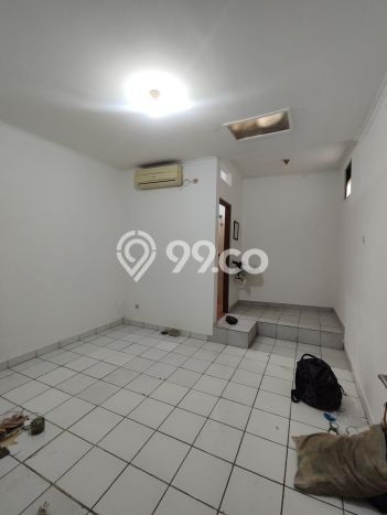 Rumah sewa siap pakai 5 KT di Cipete, Jakarta Selatan Rumah sewa siap pakai 5 KT di Cipete, Jakarta Selatan