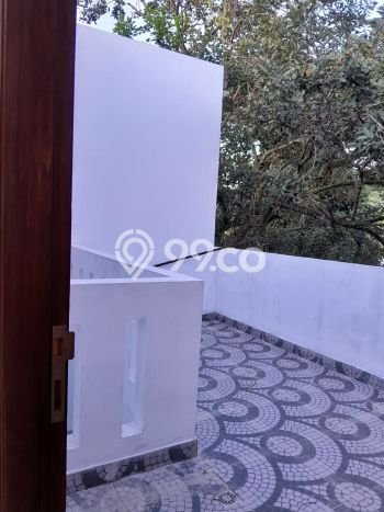 Rumah Minimalis LT 136m² Siap Huni di Cinere, Dekat Tempat Strategis, Depok Rumah Minimalis LT 136m² Siap Huni di Cinere, Dekat Tempat Strategis, Depok