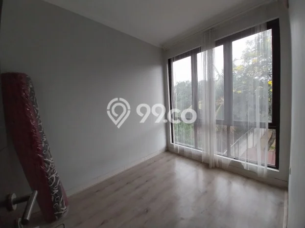 Rumah di Graha Raya, Akses ke Stasiun, 2 KT, Luas 45m² LB 55m² Rumah di Graha Raya, Akses ke Stasiun, 2 KT, Luas 45m² LB 55m²