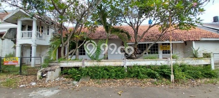 Bisa KPR! Rumah Cinere, Depok, LT 305m² LB 160m² Bisa KPR! Rumah Cinere, Depok, LT 305m² LB 160m²