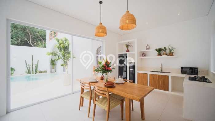 DIJUAL! Vila Kawasan , Area 200m2m², Lokasi Strategis DIJUAL! Vila Kawasan , Area 200m2m², Lokasi Strategis