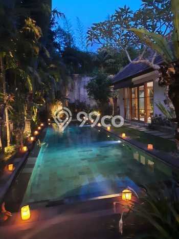 Vila Nyaman Kawasan , Ukuran 675m2m², Akses ke berbagai fasilitas Vila Nyaman Kawasan , Ukuran 675m2m², Akses ke berbagai fasilitas