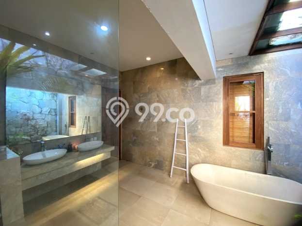 Vila Nyaman Kawasan , Ukuran 675m2m², Akses ke berbagai fasilitas Vila Nyaman Kawasan , Ukuran 675m2m², Akses ke berbagai fasilitas