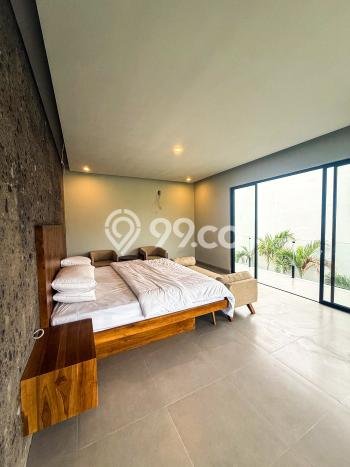 HOT DEAL! Vila Kawasan , Luas 200m2m², Lokasi Strategis HOT DEAL! Vila Kawasan , Luas 200m2m², Lokasi Strategis