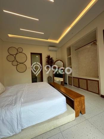 FOR SALE! Vila Kawasan , Luas 200m2m², Akses Mudah Pusat Kota FOR SALE! Vila Kawasan , Luas 200m2m², Akses Mudah Pusat Kota