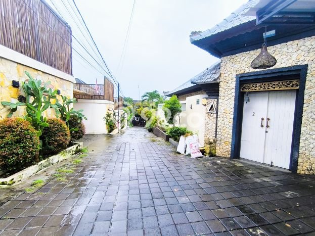 Vila di , Area 475m2m², Lokasi Strategis Vila di , Area 475m2m², Lokasi Strategis