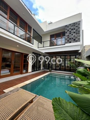 FOR SALE! Vila Kawasan , Luas 200m2m², Akses Mudah Pusat Kota FOR SALE! Vila Kawasan , Luas 200m2m², Akses Mudah Pusat Kota