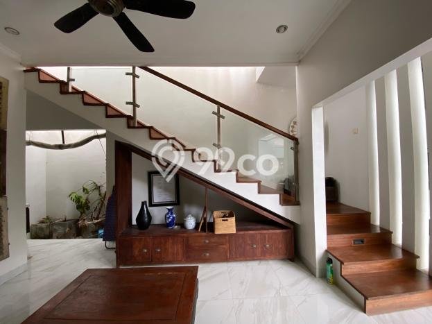 Vila di , Luas 200m2m², Area Strategis Vila di , Luas 200m2m², Area Strategis
