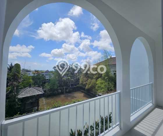 Vila Strategis Kawasan , Ukuran 160m2m², Dekat ke berbagai fasilitas Vila Strategis Kawasan , Ukuran 160m2m², Dekat ke berbagai fasilitas