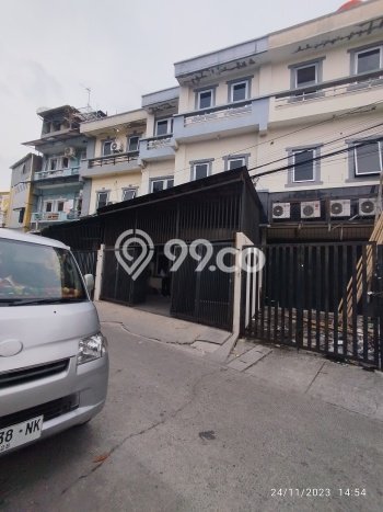 Ruko Dijual di Prime Area Jakarta Pusat Luas 145m2 Ruko Dijual di Prime Area Jakarta Pusat Luas 145m2