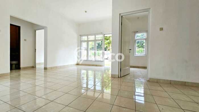 Dijual Hunian Rumah Terawat 3 KT di Cibubur, Bogor Dijual Hunian Rumah Terawat 3 KT di Cibubur, Bogor