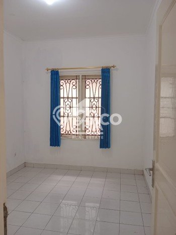 Lokasi strategis! Rumah siap pakai disewakan di Cileungsi LB 60m2 Lokasi strategis! Rumah siap pakai disewakan di Cileungsi LB 60m2