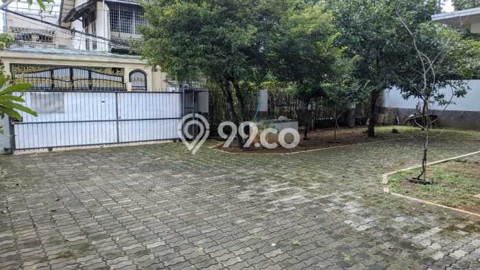 Rumah Mewah Siap Huni LT 515m2 di Cimanggis, Depok Rumah Mewah Siap Huni LT 515m2 di Cimanggis, Depok