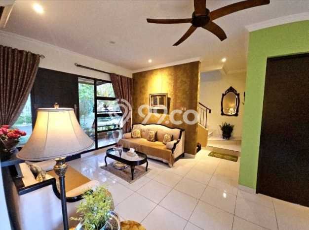 Rumah Luxury Modern Tanpa Renovasi di Legenda Wisata Bogor Rumah Luxury Modern Tanpa Renovasi di Legenda Wisata Bogor