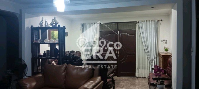 Rumah Sederhana Dijual di Pulo Gadung 5 Kamar dengan Luas Tanah 141m2 Rumah Sederhana Dijual di Pulo Gadung 5 Kamar dengan Luas Tanah 141m2